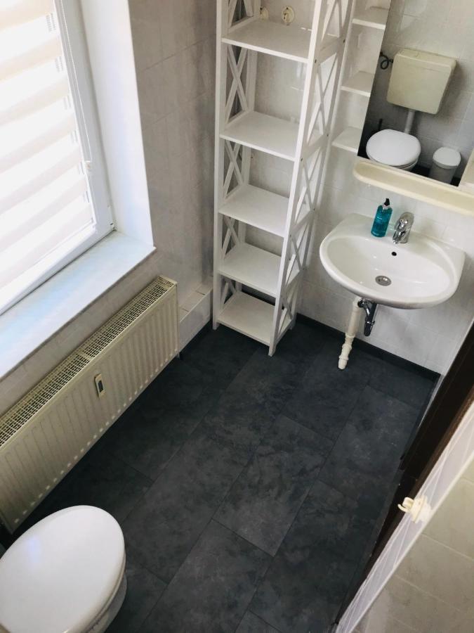 "Casa20200" 2 X Apartments Je 150Qm Fuer Business, Familien, Gruppen, Handwerker 15Min Von Berlin, Erdbeerhof, Outlet B5, 5Min Vom See Falkensee !! 2 Apartment Each 150Qm For Business , Families 15Min From Berlin!! Exterior foto