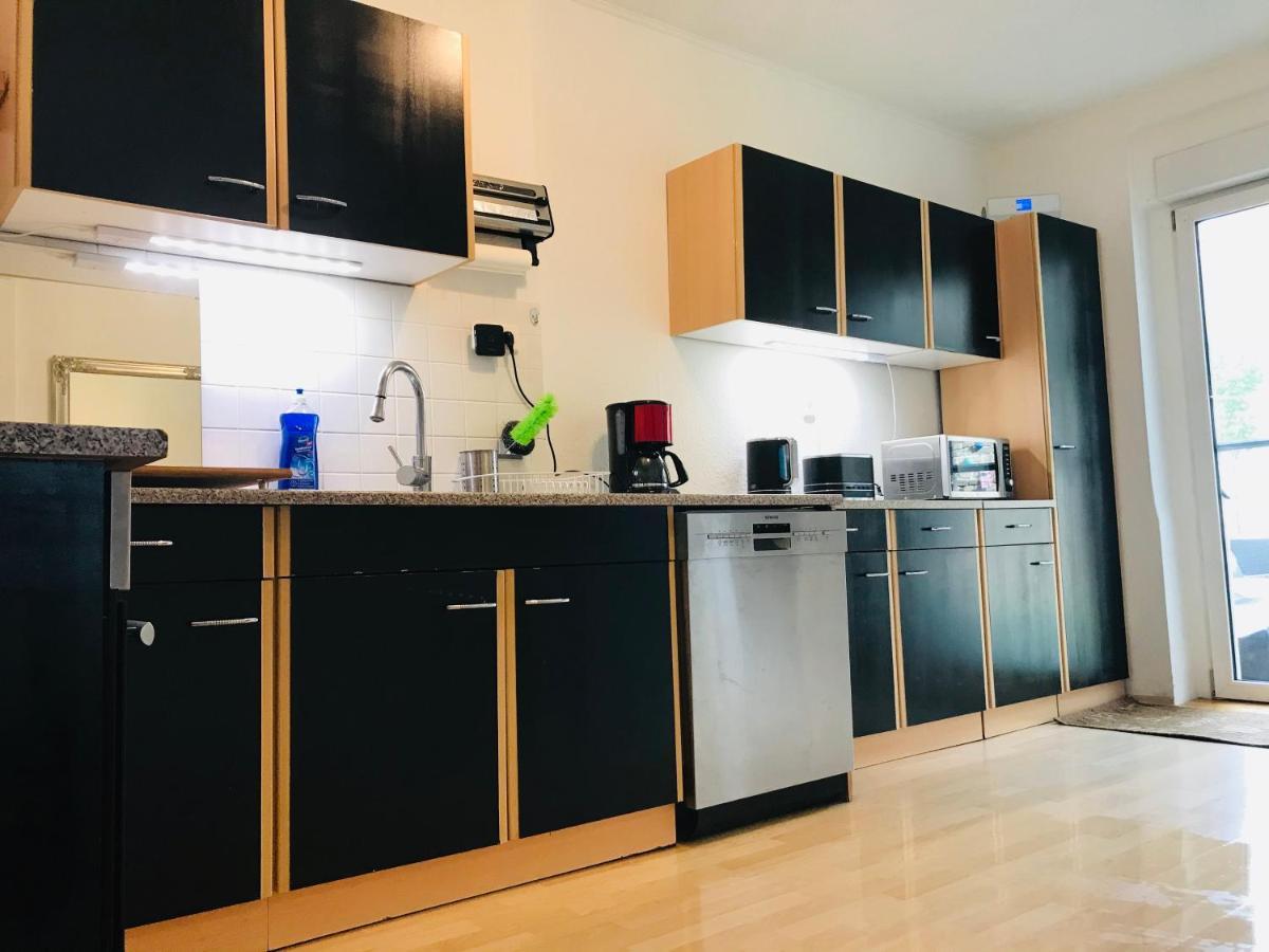 "Casa20200" 2 X Apartments Je 150Qm Fuer Business, Familien, Gruppen, Handwerker 15Min Von Berlin, Erdbeerhof, Outlet B5, 5Min Vom See Falkensee !! 2 Apartment Each 150Qm For Business , Families 15Min From Berlin!! Exterior foto