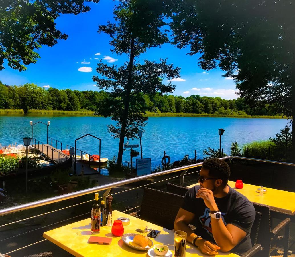 "Casa20200" 2 X Apartments Je 150Qm Fuer Business, Familien, Gruppen, Handwerker 15Min Von Berlin, Erdbeerhof, Outlet B5, 5Min Vom See Falkensee !! 2 Apartment Each 150Qm For Business , Families 15Min From Berlin!! Exterior foto