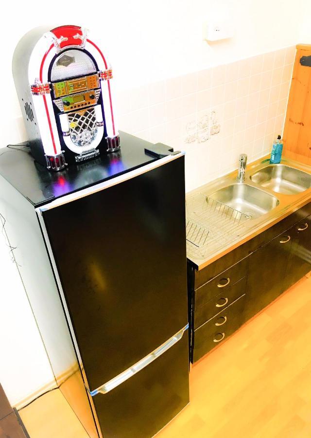 "Casa20200" 2 X Apartments Je 150Qm Fuer Business, Familien, Gruppen, Handwerker 15Min Von Berlin, Erdbeerhof, Outlet B5, 5Min Vom See Falkensee !! 2 Apartment Each 150Qm For Business , Families 15Min From Berlin!! Exterior foto