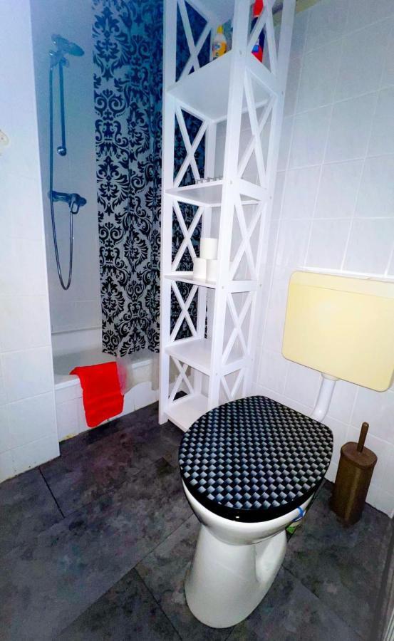 "Casa20200" 2 X Apartments Je 150Qm Fuer Business, Familien, Gruppen, Handwerker 15Min Von Berlin, Erdbeerhof, Outlet B5, 5Min Vom See Falkensee !! 2 Apartment Each 150Qm For Business , Families 15Min From Berlin!! Exterior foto